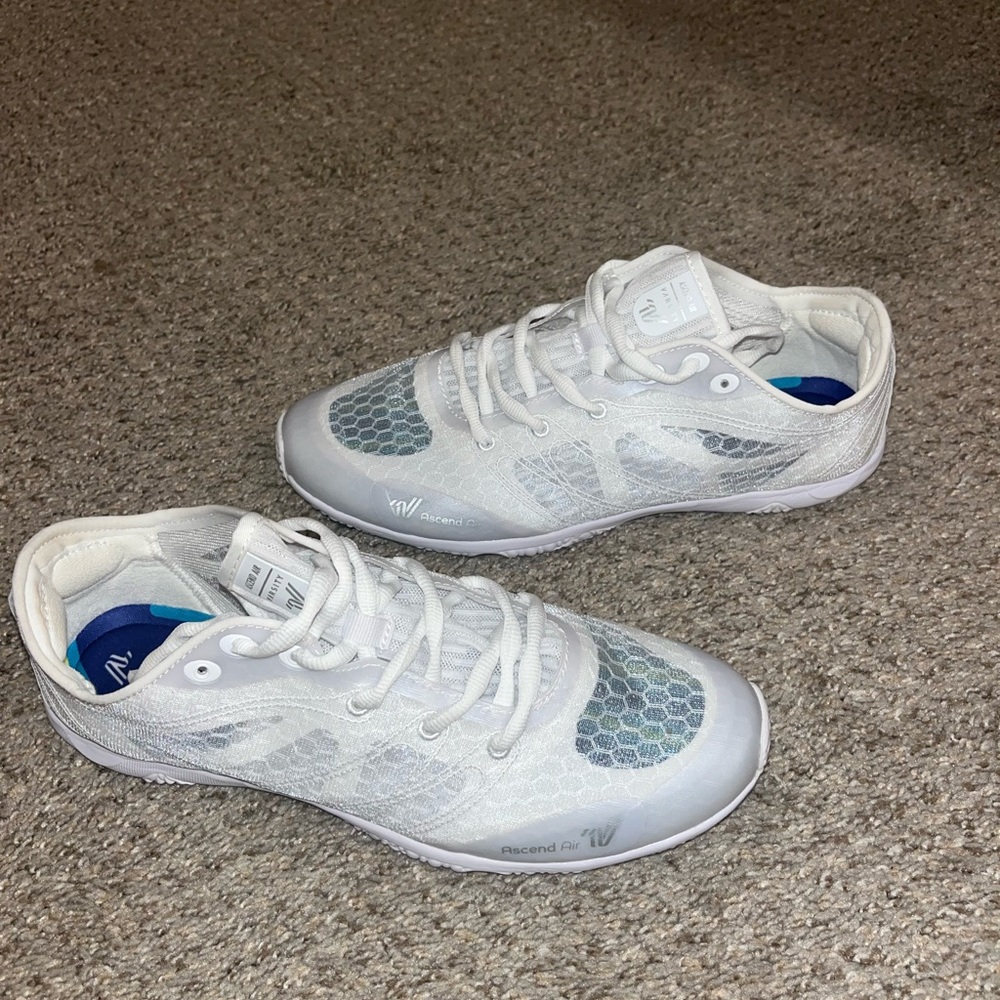 Varsity Ascend Air Cheer Shoes
